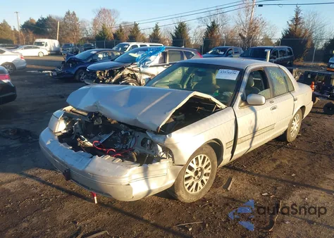 2003 Ford Crown Victoria Lx z USA, uszkodzony, nr VIN 2FAFP74W23X122335